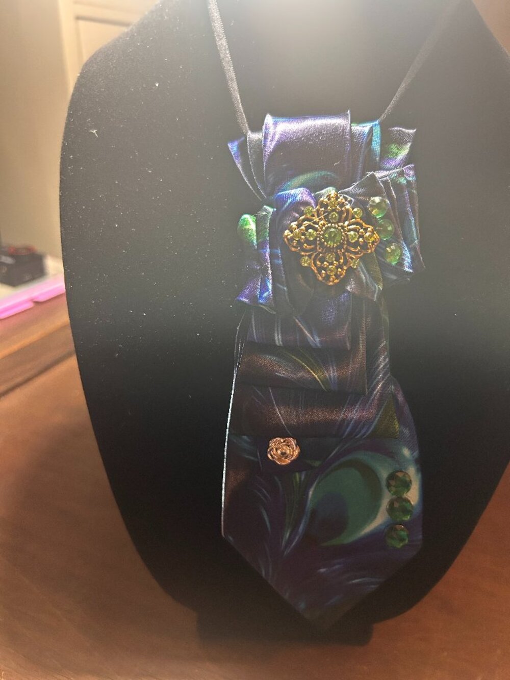 Peacock Tie Statement Necklace - Picture 5 of 5